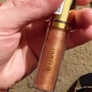 Milani Makeup - Milani lip plumper - gold dust Milani Makeup - Milani lip plumper - gold dust